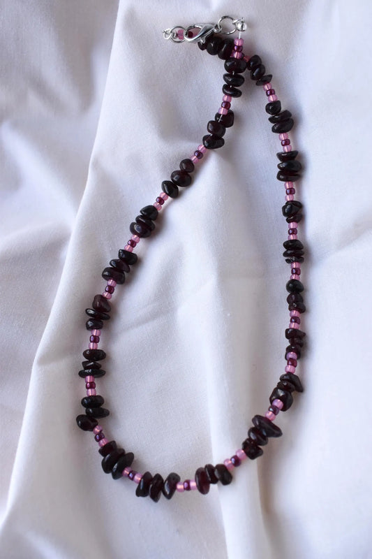 Garnet Chip & Seed Bead Sterling Silver Necklace (15")