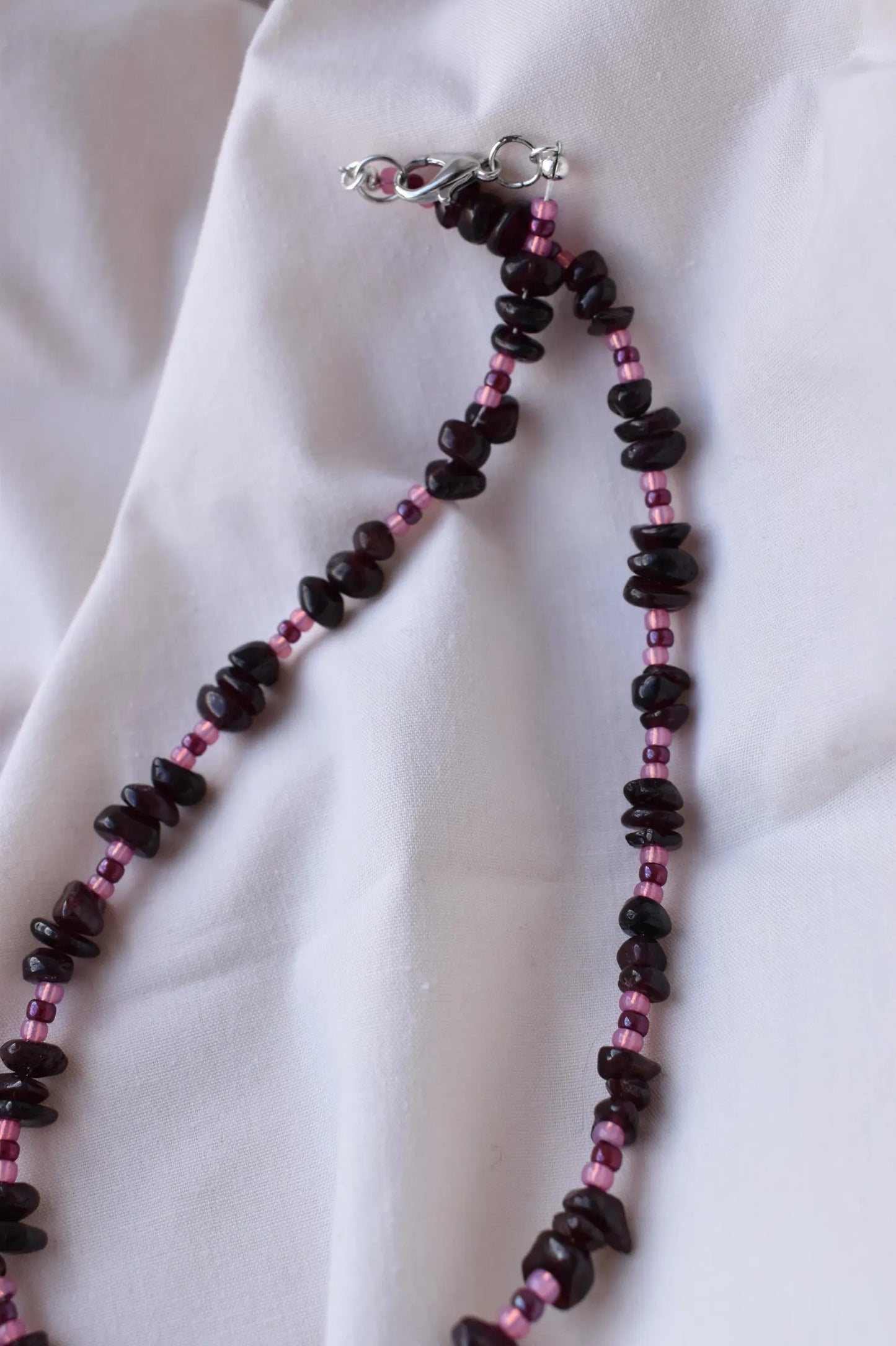 Garnet Chip & Seed Bead Sterling Silver Necklace (15")