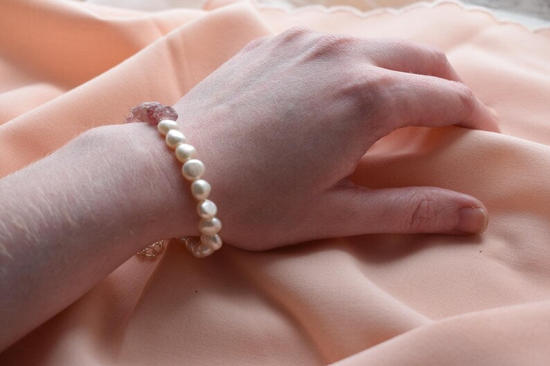 Strawberry Quartz & Pearl 15cm Adjustable Bracelet