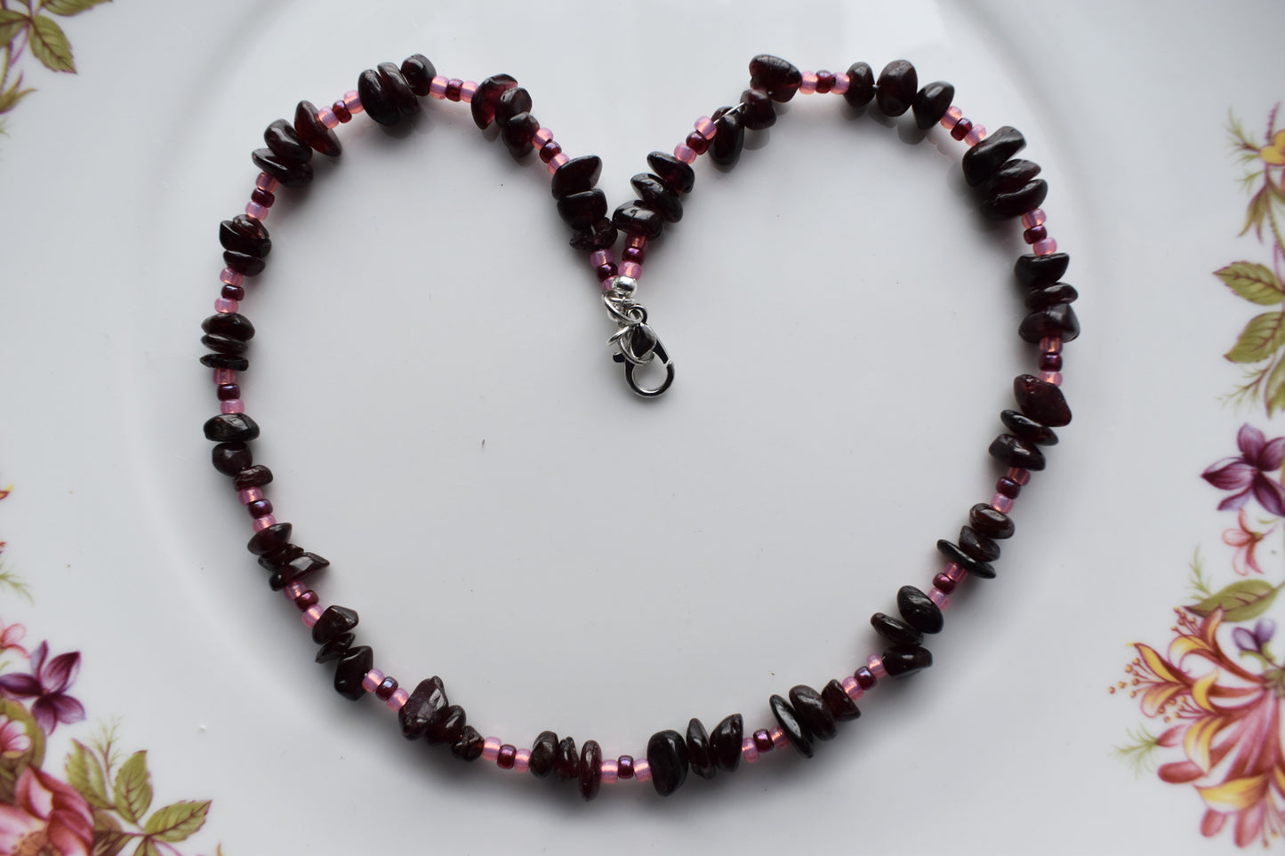 Garnet Chip & Seed Bead Necklace (15")